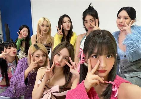 TWICE : Gallery.
